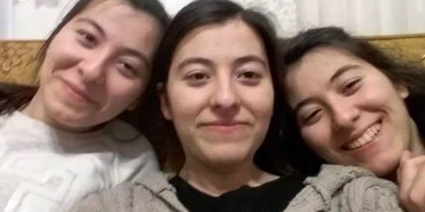 Üçüz kardeşler tıp fakültesini kazandı