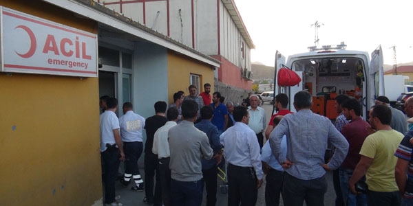 Bitlis'te trafik kazası: 1 ölü,13 yaralı
