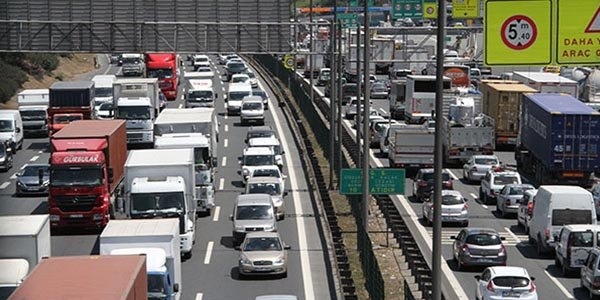 E-5 karayolu çift yönlü trafiğe kapatılacak