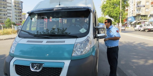 Klima açmayan 30 minibüs şoförüne 208'er lira ceza