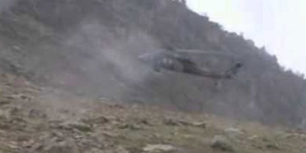 Askeri helikoptere saldırı: 1 şehit, 7 yaralı