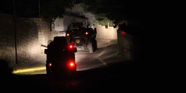 Şırnak'ta polis servisine el yapımı bomba ile saldırı