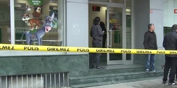 İstabul'da silahlı banka soygunu