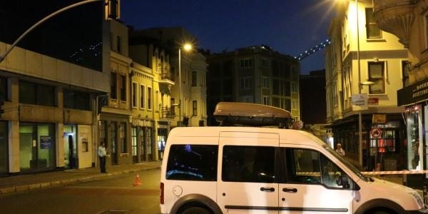 Beşiktaş'ta bir, Şişli'de iki polis yaralandı