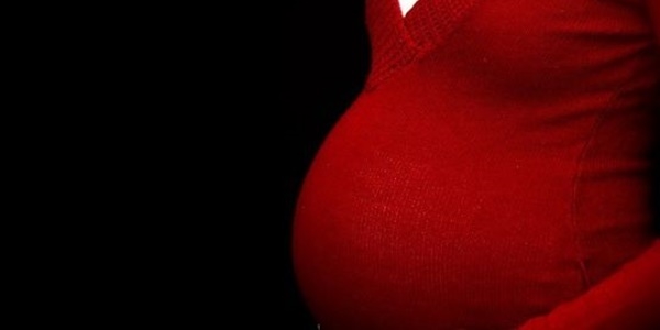 Obez gebelikte bebek ölümü riski artıyor
