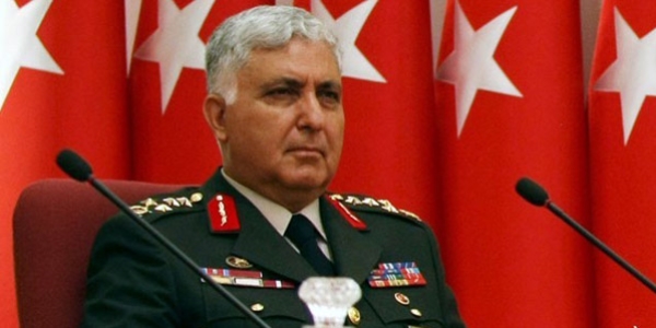 Orgeneral Özel'den şehit asker için başsağlığı mesajı