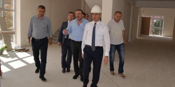 Vali'ye özel baret