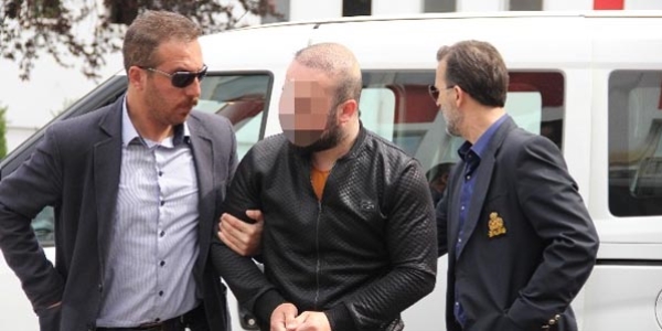 Kız yurduna giren jiletli saldırgan tutuklandı