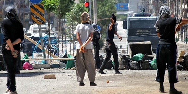 PKK'dan vatandaa 'szde zerklik' basks