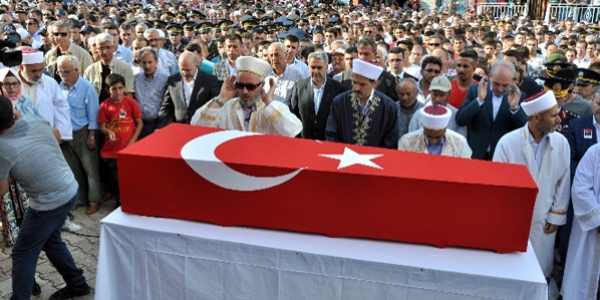 Şehit astsubay Taştiken son yolculuğuna uğurlandı