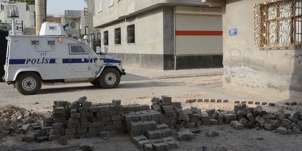 Mardin'de jandarma karakoluna roketatarlı saldırı