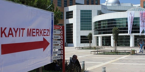 Üniversiteler için ek yerleştirme başvuruları başladı