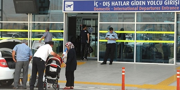 Vatandaşın seyahat özgürlüğüne 'terör' engeli