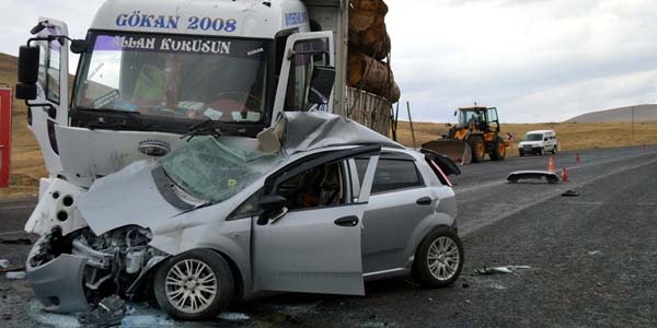 Polis memuru trafik kazasında hayatını kaybetti
