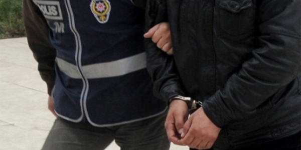 Sahte savcı, suçüstü yakalandı