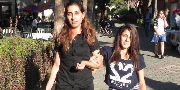 Ömür, sınıfına asansörle çıkacak