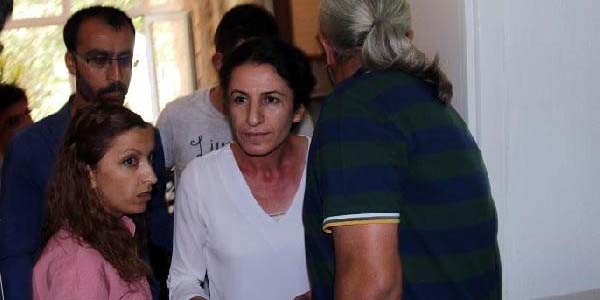 DBP'li Edremit Belediyesi eş başkanına gözaltı