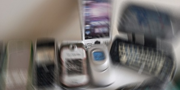 İki bin liraya maket telefon gönderdiler