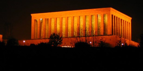 Anıtkabir 30 Ağustos'ta 20.00'a kadar açık