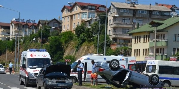 Ordu'da trafik kazaları: 13 yaralı