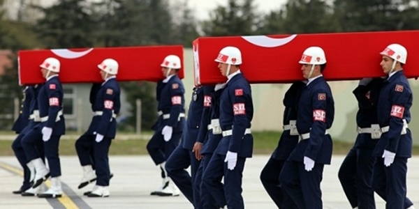 Şehitlerimizi uğurluyoruz
