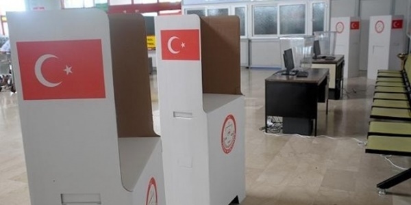 Gümrük kapılarında oy verme işlemi 8 Ekim'de başlayacak
