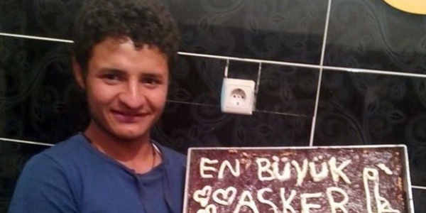 Şehit oğlunun yüzünü son kez görmek istedi