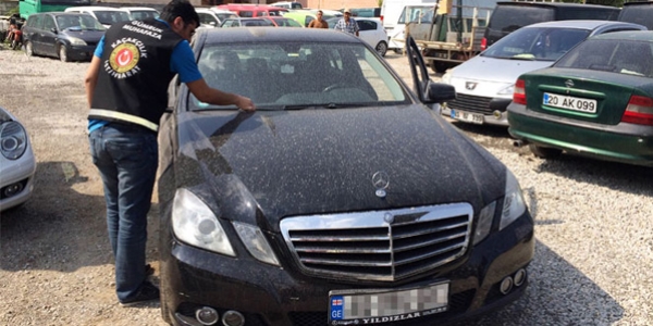 Yurt dışından getirilen lüks otomobillere operasyon