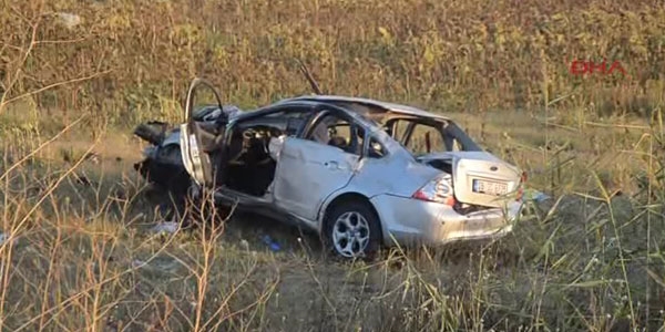 Çanakkale'de trafik kazası: 5 ölü, 1 yaralı