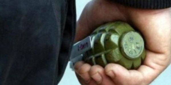 Patlayıcı teröristlerin elinde infilak etti: 1 ölü, 3 yaralı