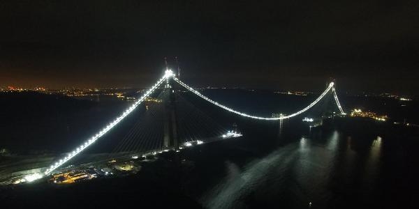 3'üncü Boğaz Köprüsü'nde 648 metre kaldı