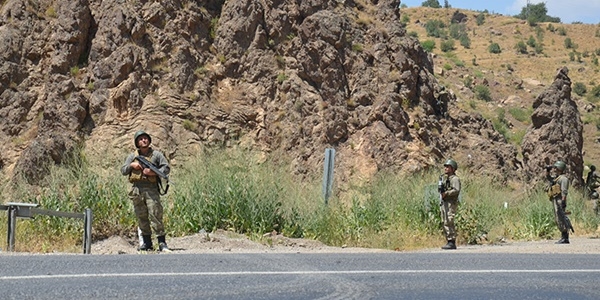 Hakkari'de baz alanlar 'zel gvenlik blgesi' ilan edildi