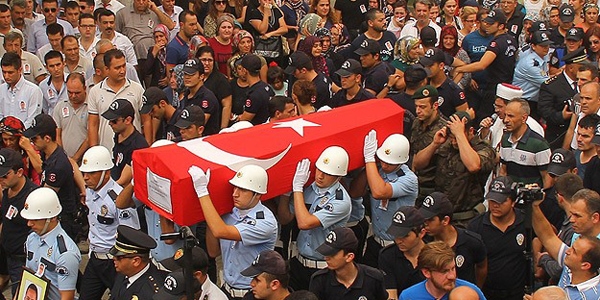 ehit polis Turanlu'nn cenazesi toraa verildi