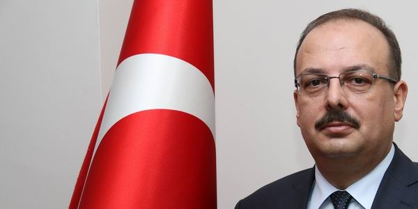 Hakkari Valiliği: Askerleri almak için kimseden ricacı olmadık
