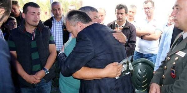 Şehit babası: Sevincime ortak oldunuz