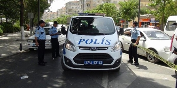 Polise mayınlı saldırı: 2'si ağır 4 yaralı
