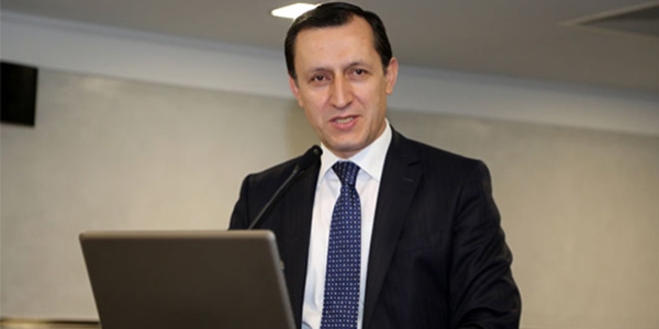 İşler: Doğan ve paralel medyayı kınıyorum
