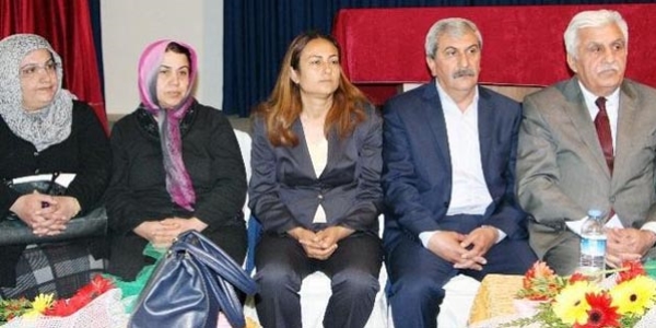 Silvan belediye eş başkanı görevden uzaklaştırıldı