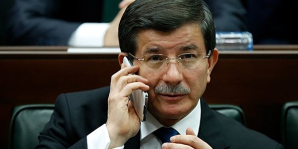 Başbakan Davutoğlu'ndan şehit babasına taziye telefonu