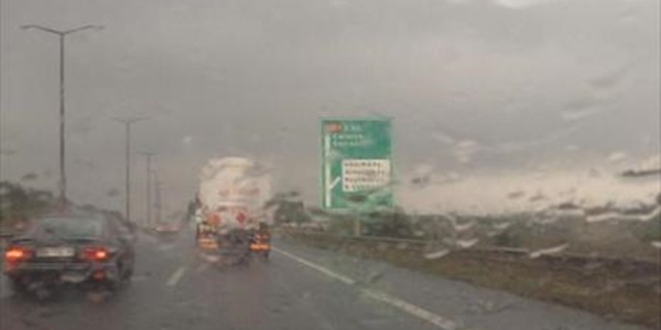 İstanbul'da sağanak yağış