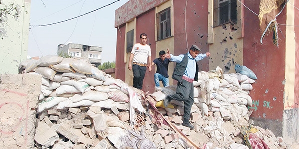 Kaymakam Ahmet Adanur: Sivilleri PKK öldürdü
