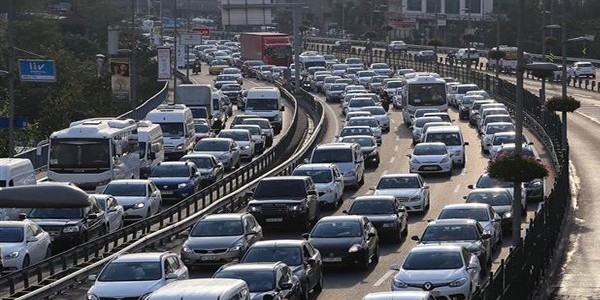 Trafikteki ara says 20 milyon snrnda