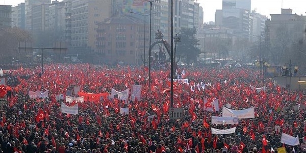 Başkent'te 'Teröre Hayır, Kardeşliğe Evet' yürüyüşü