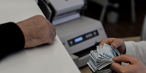 Emeklilerin gözü zam çalışmasında