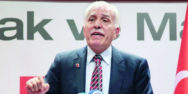 Saadet Partisi, 5 vekili reddetti, kapy kapatt