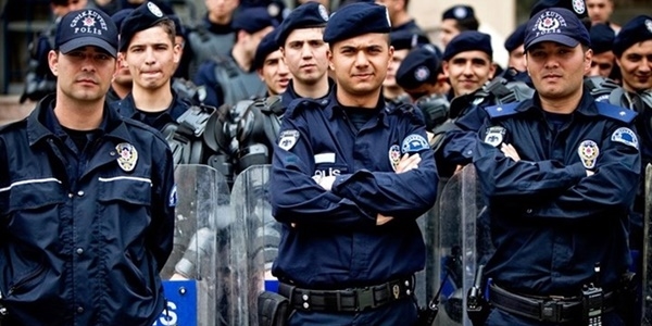 Ankara'daki yürüyüş için 6 bin polis görevlendirildi