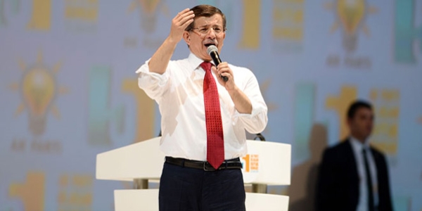 Başbakan Davutoğlu Almanya'da gurbetçilerle buluşacak