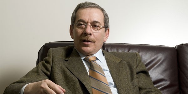 Şener: CHP'de siyasete devam edebilirim