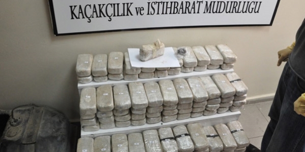 Habur'da 7 milyon TL değerinde uyuşturucu ele geçirildi