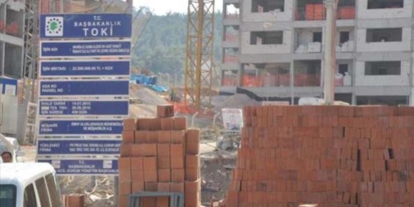 Soma 301 Konutları inşaatında çalışmalar durdu